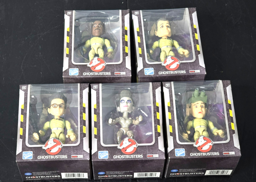 Ghostbusters The Loyal Subjects Action Vinyls 5 Figure Lot Dana Gozer Egon NEW